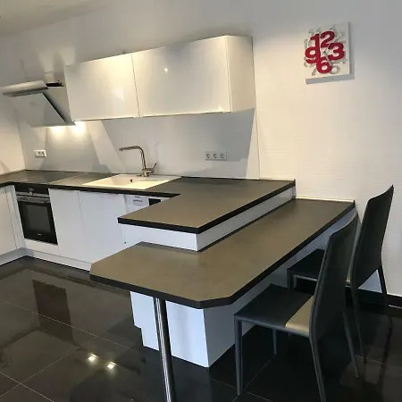 アパート Luxus-2-zimmer-ferienwohnung Im Zentrum