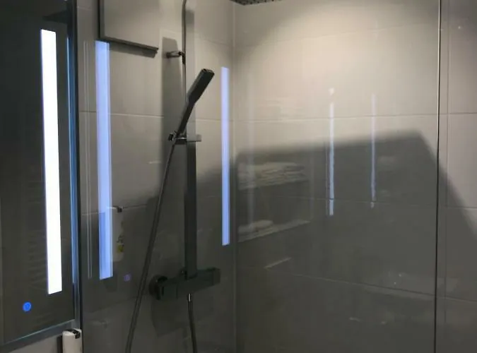 アパート Luxus-2-zimmer-ferienwohnung Im Zentrum